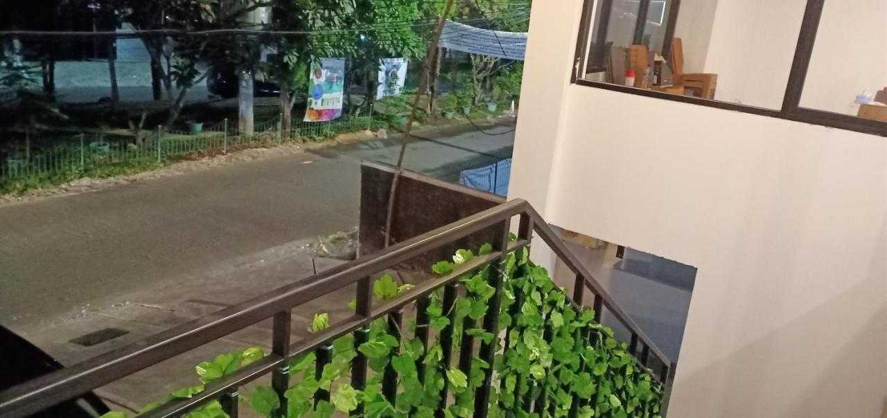 فندق Nyenyak Mrt Lebak Bulus Simatupang جاكرتا المظهر الخارجي الصورة